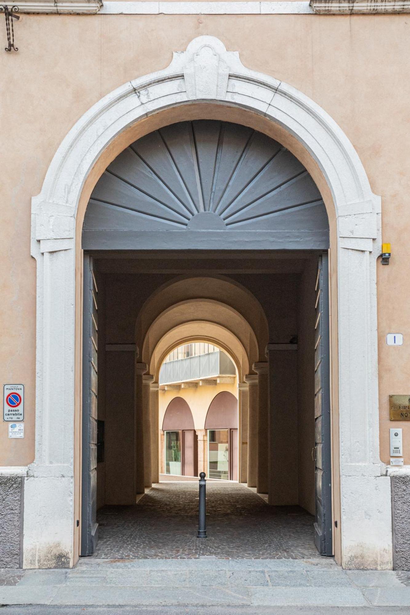 Appartamento Siliprandi Mantova Luaran gambar